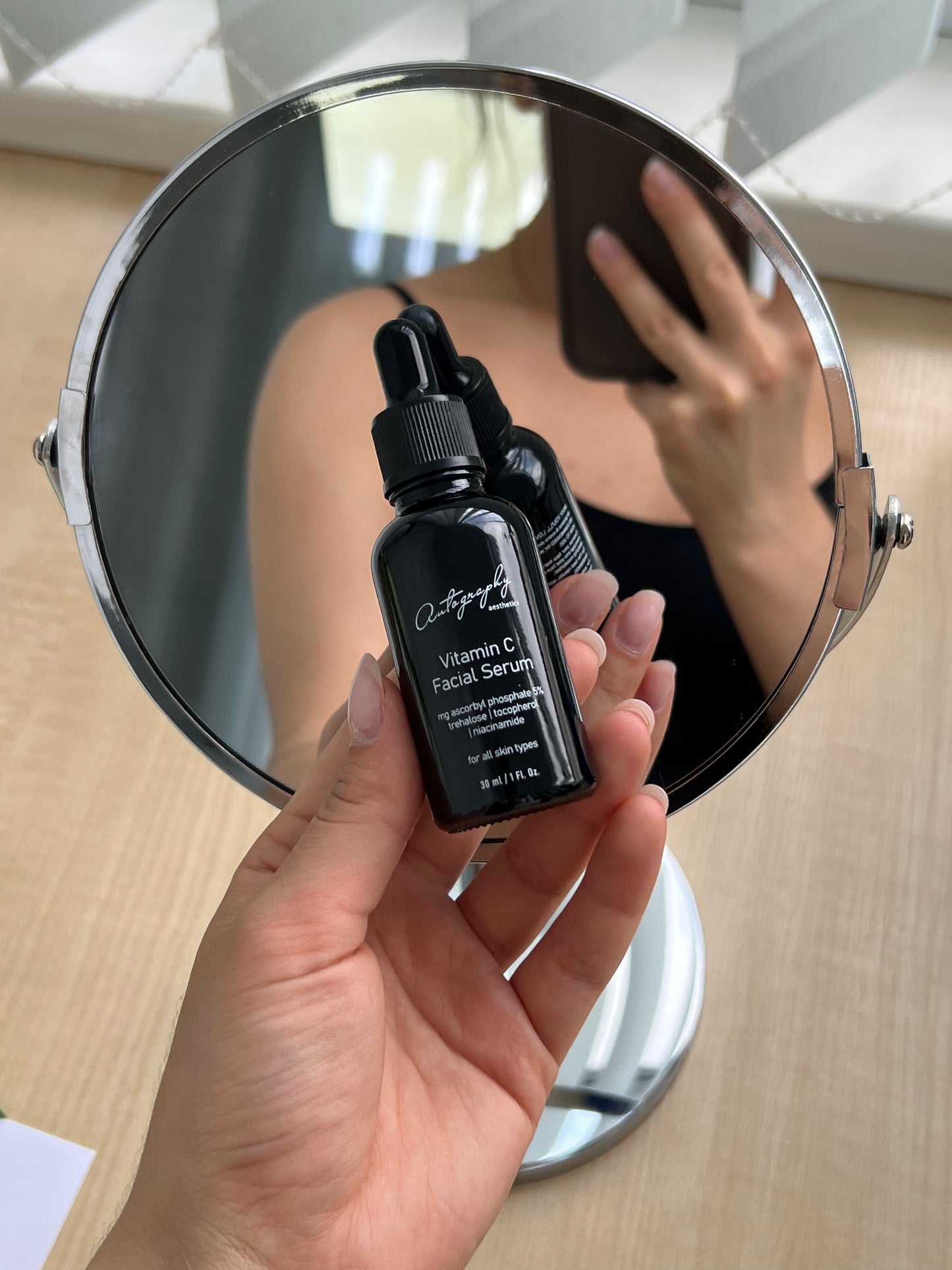 Autography Vitamin C Facial Serum – Сироватка для обличчя з вітаміном С, 30 мл