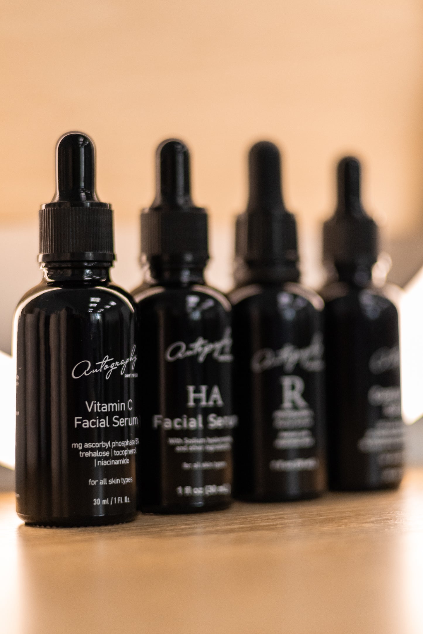 Autography Vitamin C Facial Serum – Сироватка для обличчя з вітаміном С, 30 мл