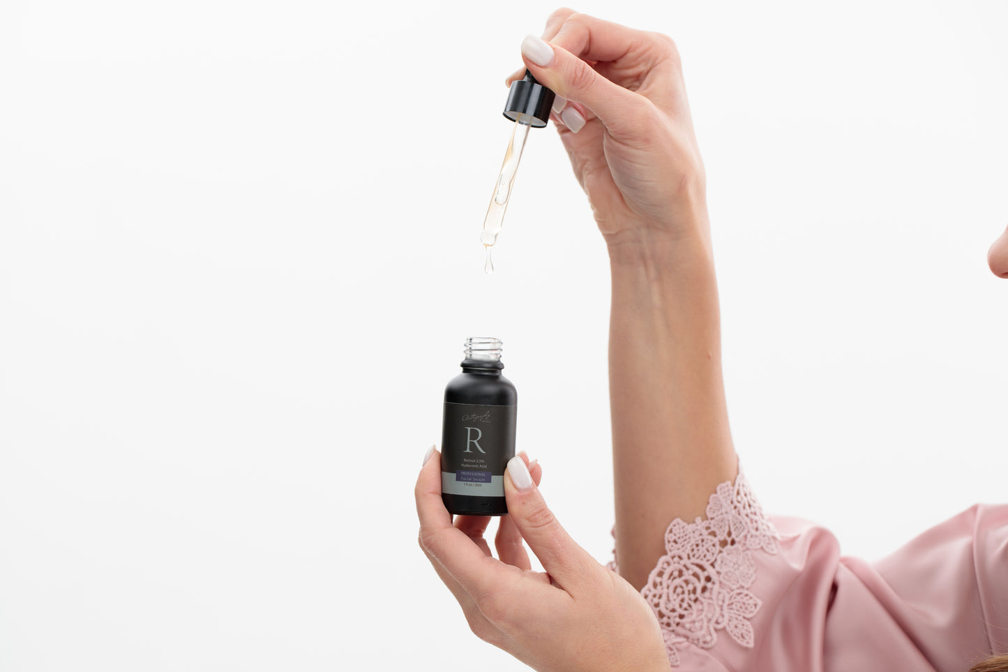 Autography Retinol Serum – Сироватка з ретинолом і гіалуроновою кислотою, 30 мл