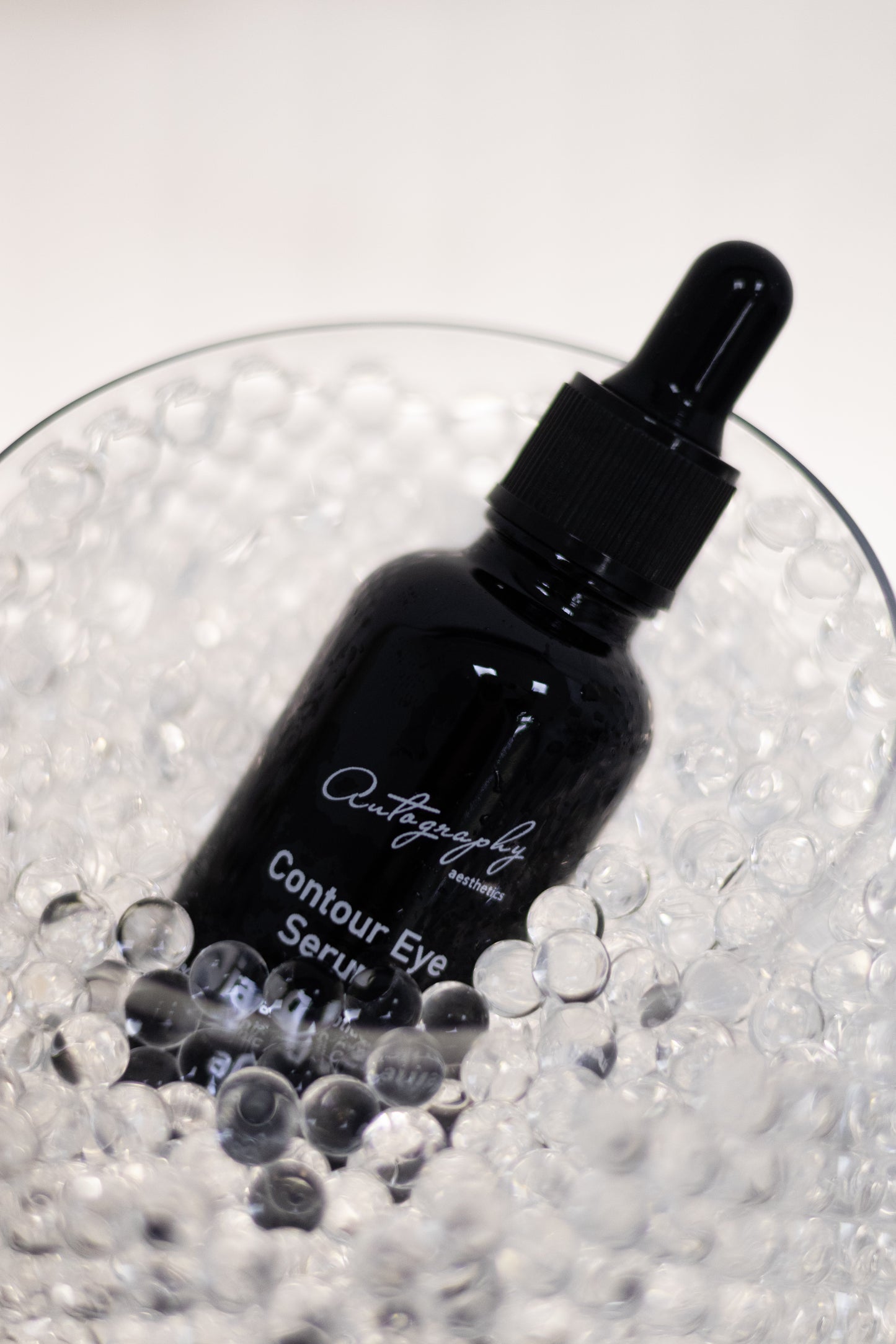 Autography Contour Eye Serum – Сироватка для контуру очей, 30 мл
