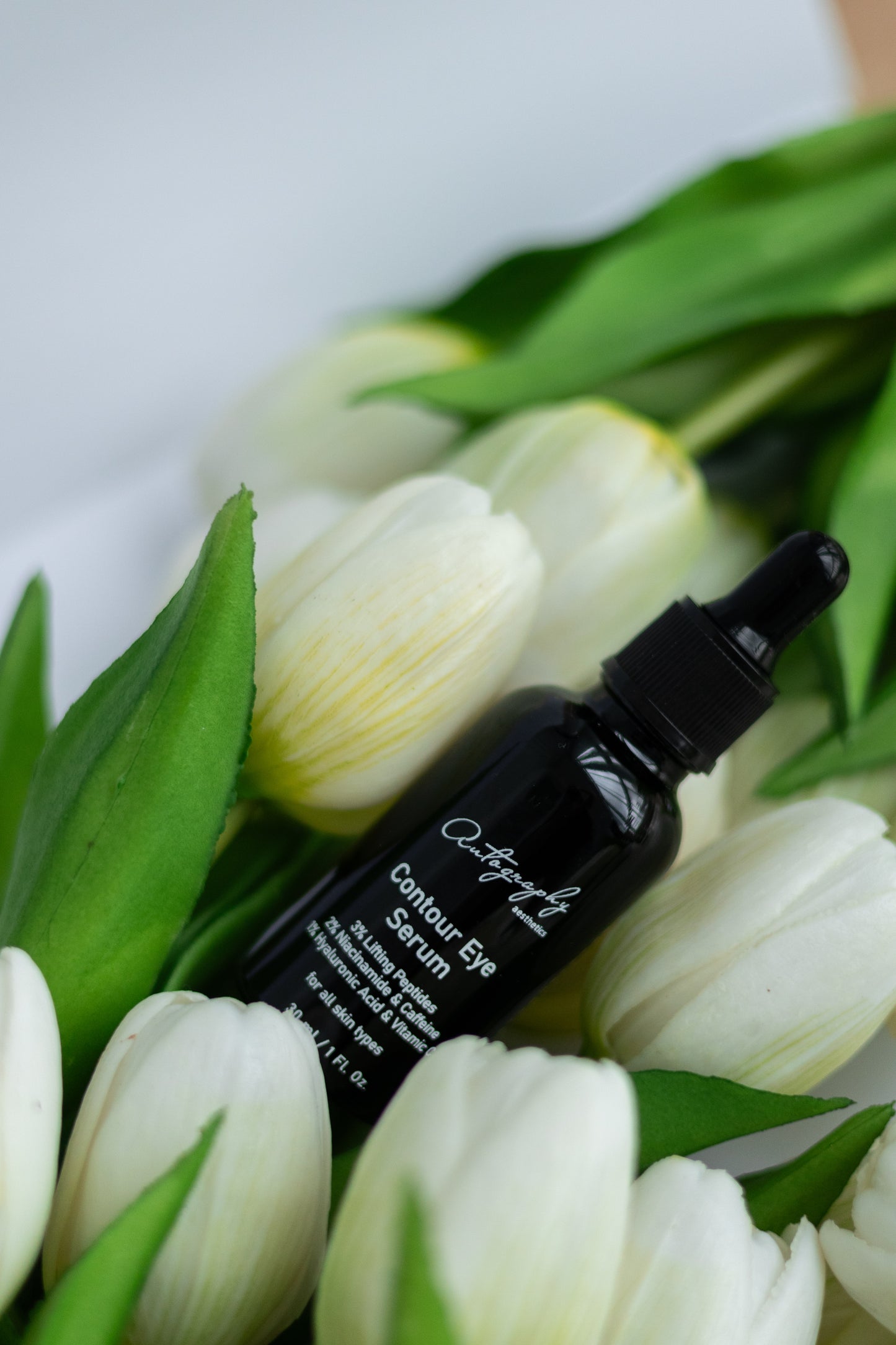 Autography Contour Eye Serum – Сироватка для контуру очей, 30 мл